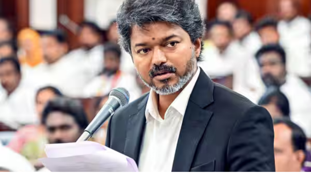 சென்னை தலைமைச் செயலகத்திற்கு வருகை தரும் முதல்வர் விஜய்