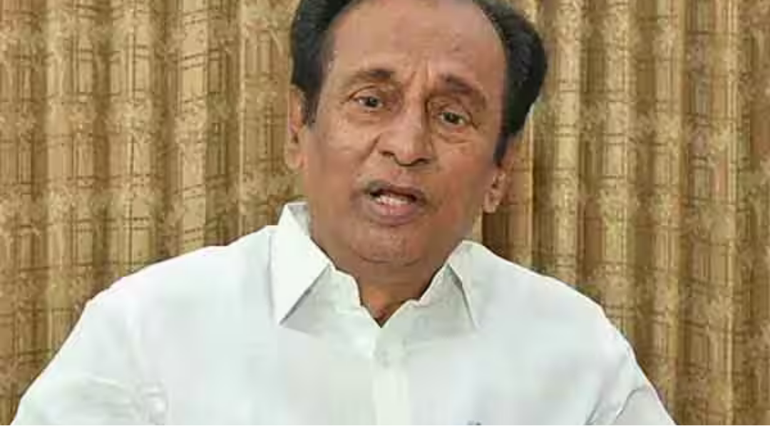 அதிமுகவில் இருந்து விலகுவதாக அறிவித்த முன்னாள் அமைச்சர் செம்மலை தொடர்பான செய்தி.