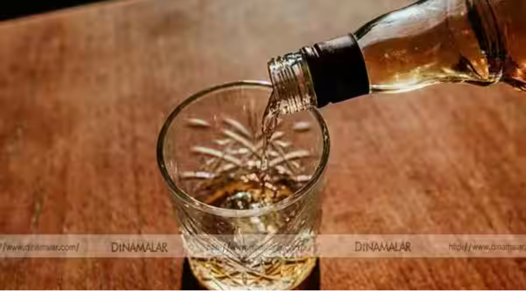 ஜம்மு - காஷ்மீரில் பூரண மதுவிலக்கு அமல்படுத்த ஆலோசனை நடத்தும் ஒமர் அப்துல்லா அரசு தொடர்பான செய்தி.