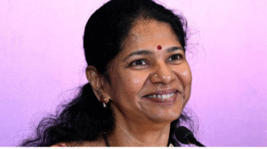 கோவையில் நிகழ்ச்சியில் உரையாற்றும் திமுக துணைப் பொதுச்செயலாளர் கனிமொழி