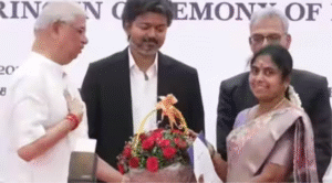 தமிழக கவர்னர் மாளிகையில் அமைச்சர்களுக்கு பதவிப்பிரமாணம் செய்து வைக்கும் விழா