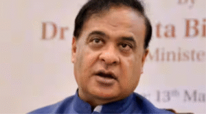 அசாம் சட்டசபையில் உரையாற்றும் முதல்வர் ஹிமாந்த பிஸ்வ சர்மா
