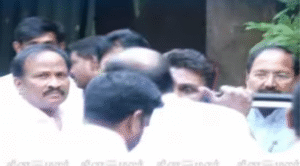 அதிமுக தலைவர்கள் நடத்திய சமாதான பேச்சுவார்த்தை