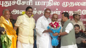 புதுச்சேரி முதல்வர் ரங்கசாமி மற்றும் கூட்டணி தலைவர்கள்