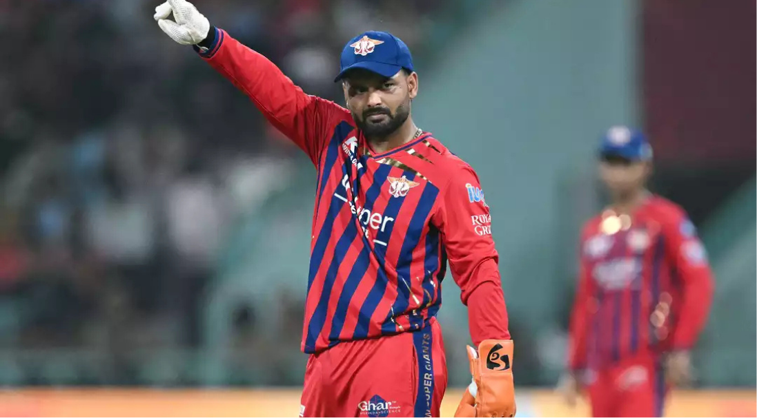 லக்னோ அணியின் கேப்டன் பதவியில் இருந்து விலகிய இந்திய கிரிக்கெட் வீரர் ரிஷாப் பன்ட்.லக்னோ அணியின் கேப்டன் பதவியில் இருந்து விலகிய இந்திய கிரிக்கெட் வீரர் ரிஷாப் பன்ட்.