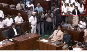 தமிழக சட்டசபையில் புதிய எம்எல்ஏக்கள் பதவியேற்பு நிகழ்ச்சி நடைபெறும் காட்சி.