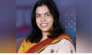 சிவகாசி தொகுதியில் வெற்றி பெற்று அமைச்சர் பதவியேற்ற கீர்த்தனா.