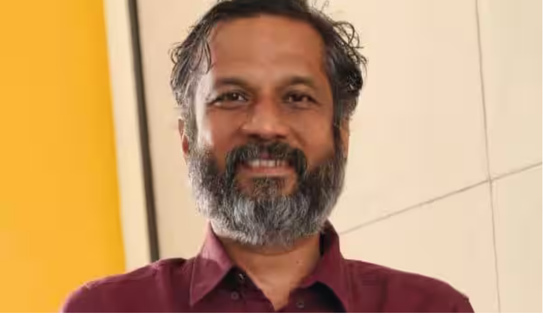 அரசியல் குறித்து கருத்து தெரிவிக்கும் ஜோஹோ நிறுவனத்தின் தலைமை விஞ்ஞானி ஸ்ரீதர் வேம்பு.