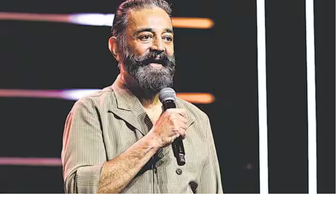 சென்னையில் செய்தியாளர்களிடம் பேசிய நடிகர் கமல்ஹாசன், முதல்வர் விஜய்யின் அரசியல் வருகையை பாராட்டிய காட்சி