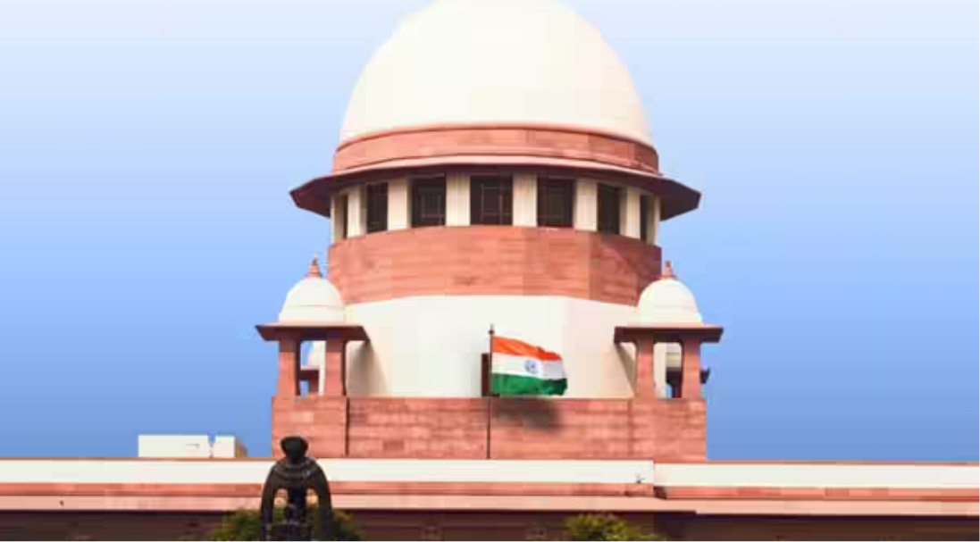 இளம் வழக்கறிஞர்களுக்கு வாய்ப்பு வழங்கும் நோக்கில் புதிய உத்தரவு பிறப்பித்துள்ள உச்ச நீதிமன்றம்.