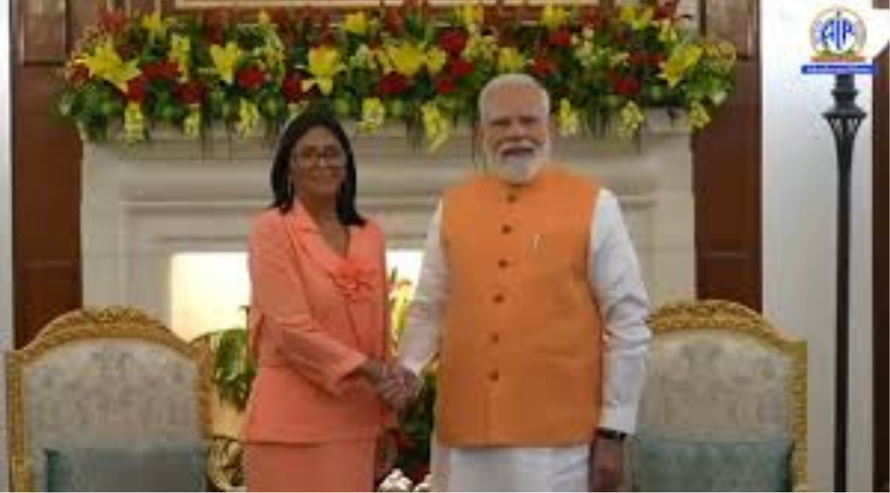 புதுடில்லியில் பிரதமர் மோடியை சந்தித்து பேச்சுவார்த்தை நடத்தும் வெனிசுலா அதிபர் டெல்சி ரோட்ரிக்ஸ்.