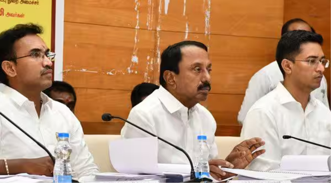 திருப்பூரில் செய்தியாளர்களிடம் பேசிய த.வெ.க. அமைச்சர்கள் அருண்ராஜ் மற்றும் செங்கோட்டையன்.