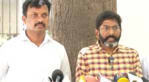 சென்னை மாநகர காவல் ஆணையரிடம் புகார் அளித்த பிறகு செய்தியாளர்களிடம் பேசிய சவுக்கு சங்கர்.