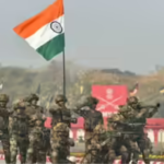 இந்திய ராணுவத்தின் புதிய சீருடை விதிமுறைகள் மற்றும் 'Army Uniforms–2026' கையேட்டை குறிக்கும் பிரதிநிதித்துவ படம்.