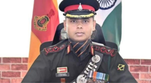 லடாக் ஸ்கவுட்ஸ் பிரிவின் கர்னலாக பதவி உயர்வு பெற்ற வத்திராயிருப்பைச் சேர்ந்த இந்திய ராணுவ அதிகாரி விஜயகுமார்.