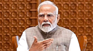 'மன் கீ பாத்' வானொலி நிகழ்ச்சியில் நாட்டு மக்களிடம் உரையாற்றும் பிரதமர் நரேந்திர மோடி.