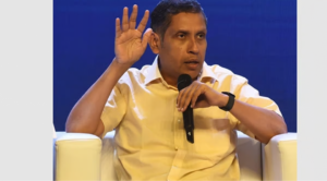 கோவையில் செய்தியாளர்களிடம் பேசிய காங்கிரஸ் எம்.பி. பிரவீன் சக்கரவர்த்தி.