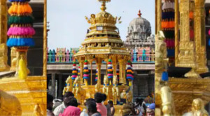 காஞ்சிபுரம் ஏகாம்பரநாதர் கோவிலின் தங்க தேர்.