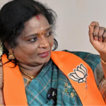 நீட் தேர்வு குறித்து செய்தியாளர்களிடம் கருத்து தெரிவிக்கும் பாஜக முன்னாள் மாநிலத் தலைவர் தமிழிசை சவுந்தரராஜன்.