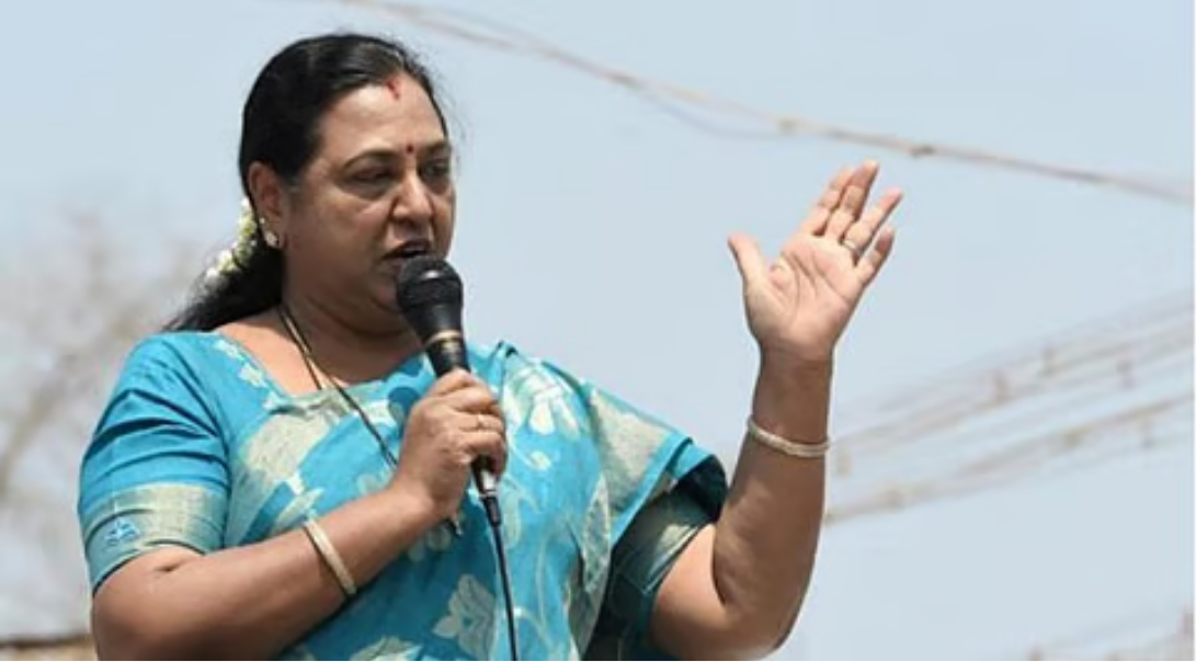தமிழக சட்டப்பேரவையில் காவிரி மற்றும் மேகேதாட்டு அணை விவகாரம் குறித்து உரையாற்றும் தேமுதிக பொதுச் செயலாளர் பிரேமலதா.