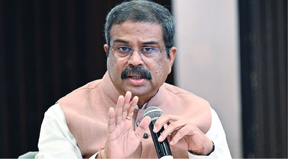 ராகுல் காந்தி மீது பாஜ எம்பி தர்மேந்திர பிரதான் கடும் விமர்சனம்