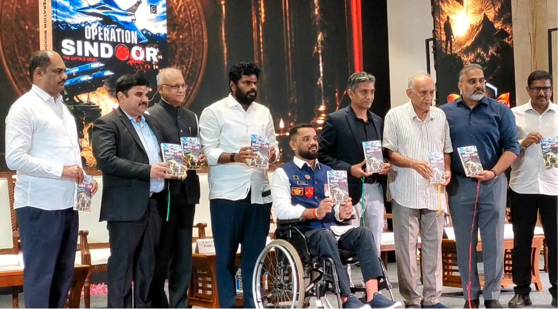 கோவையில் ஆப்பரேஷன் சிந்தூர் புத்தகத்தை வெளியிட்டு பேசிய வீ தி லீடர்ஸ் தலைவர் அண்ணாமலை