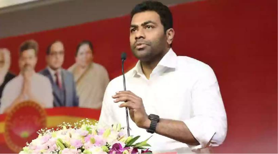 சட்டசபையில் முதல்வர் அறை மாற்றம் குறித்து திமுக தவெக இடையே விவாதம்