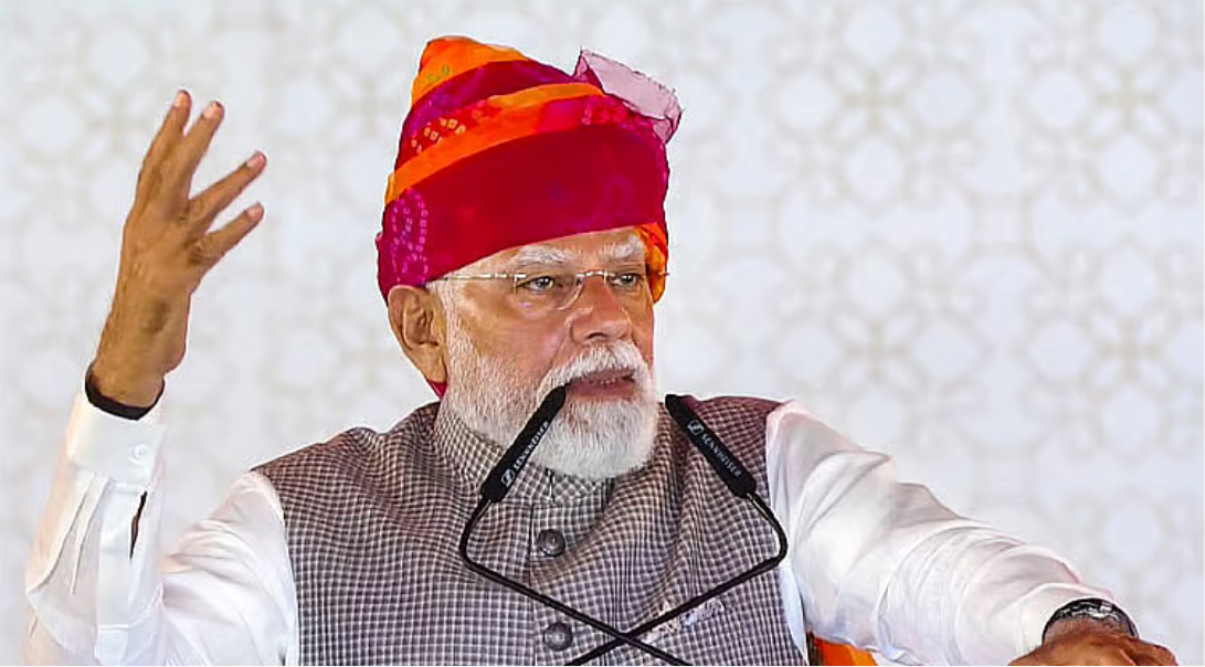 சமூக வலைதள செயல்பாட்டில் முதலிடம் பிடித்த பிரதமர் நரேந்திர மோடி