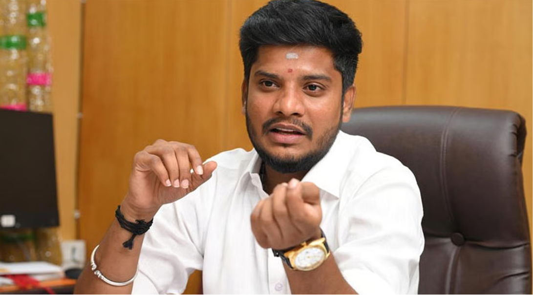 366 கோவில்களில் திருப்பணி மற்றும் கோவில் பணியாளர் தேர்வு வாரியம் குறித்து அமைச்சர் ரமேஷ் அறிவிப்பு