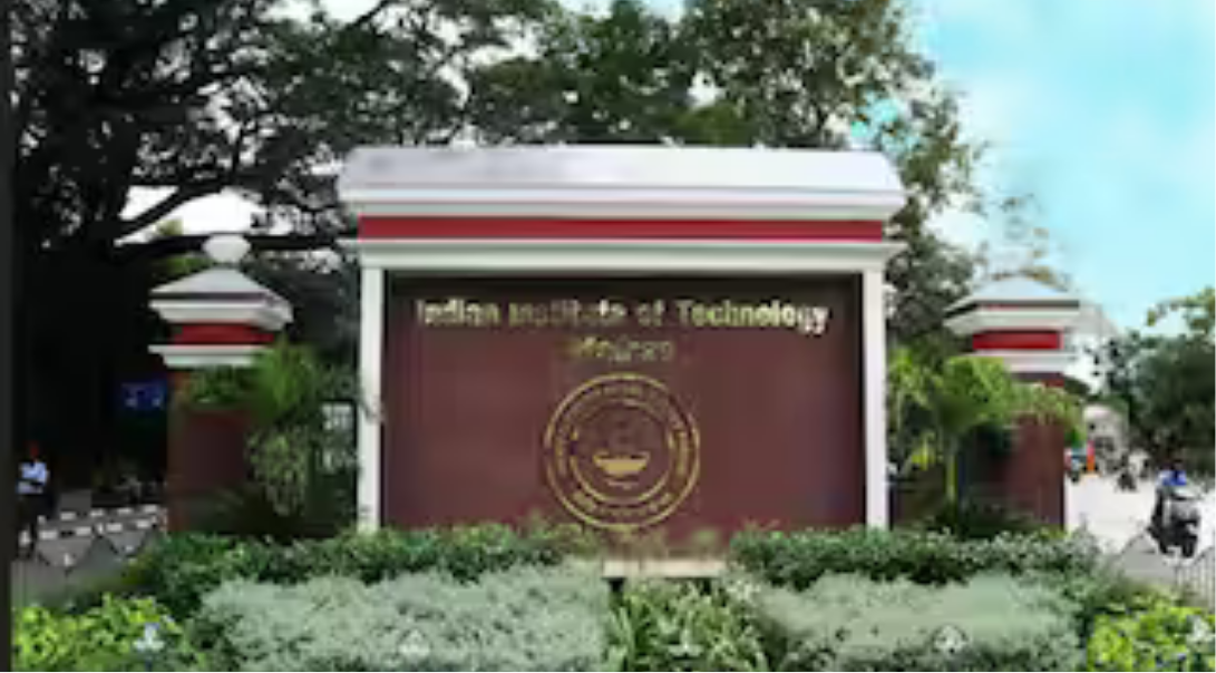 வெற்றி திறன் திட்டத்தில் சென்னை ஐஐடி மூலம் கல்லூரி மாணவர்களுக்கு திறன் பயிற்சி