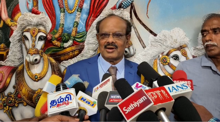 கன்னியாகுமரியில் நடைபெற்ற நிகழ்ச்சியில் ராக்கெட் ஏவுதலில் தனியார் நிறுவனங்களின் பங்களிப்பு மற்றும் ஏர் ஆம்புலன்ஸ் சேவையின் அவசியம் குறித்து பேசிய முன்னாள் இஸ்ரோ விஞ்ஞானி இளங்கோவன்.