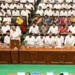 தமிழக பட்ஜெட்டை சட்டசபையில் தாக்கல் செய்யும் நிதியமைச்சர் மரிய வில்சன்.