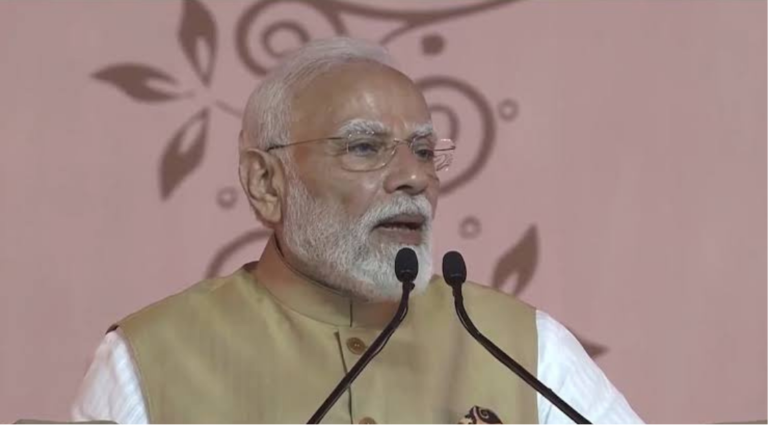 வதோதரா நிகழ்ச்சியில் இந்திய இளைஞர்களுக்கு ஏஐ திறன் அவசியம் என பேசிய பிரதமர் மோடி