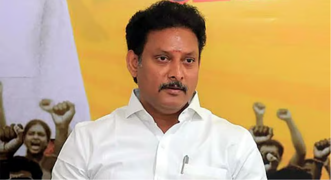 ரூ.100 கோடி தனியார் பள்ளி வழக்கில் மத்திய குற்றப்பிரிவு முன் ஆஜரான அன்பில் மகேஷ்