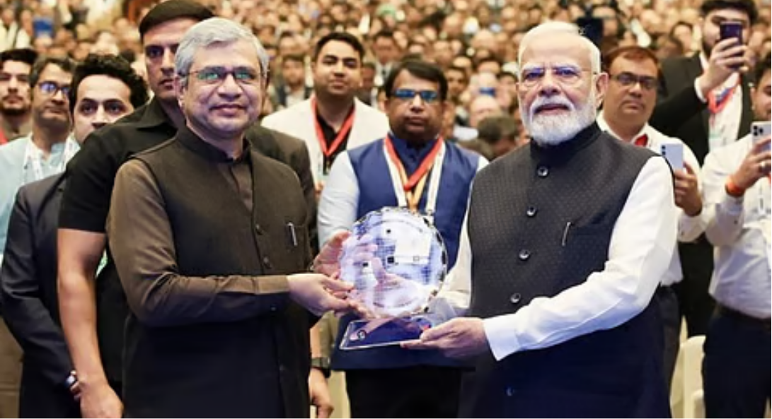செமிகான் இந்தியா 2026 மாநாட்டில் உரையாற்றிய பிரதமர் நரேந்திர மோடி