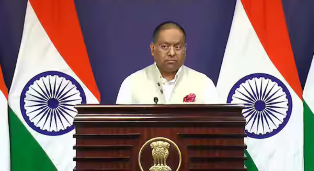 INS கொல்கத்தா மற்றும் PNS ஹுனைன் கப்பல்கள் மோதல் குறித்து இந்தியா கண்டனம்