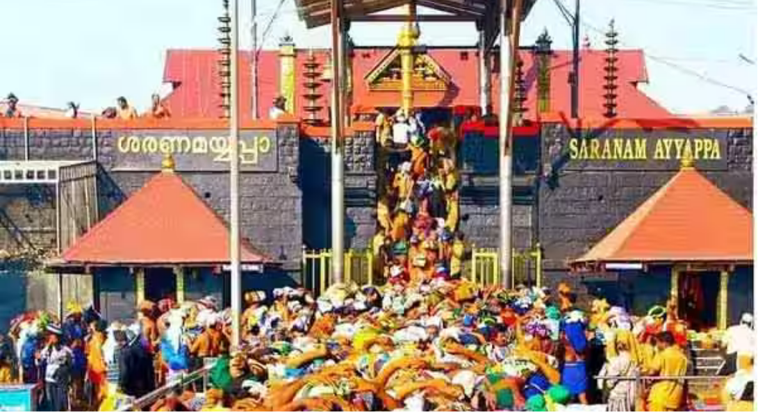 சபரிமலை அய்யப்பன் கோவில் தங்கக் கிரீடம்