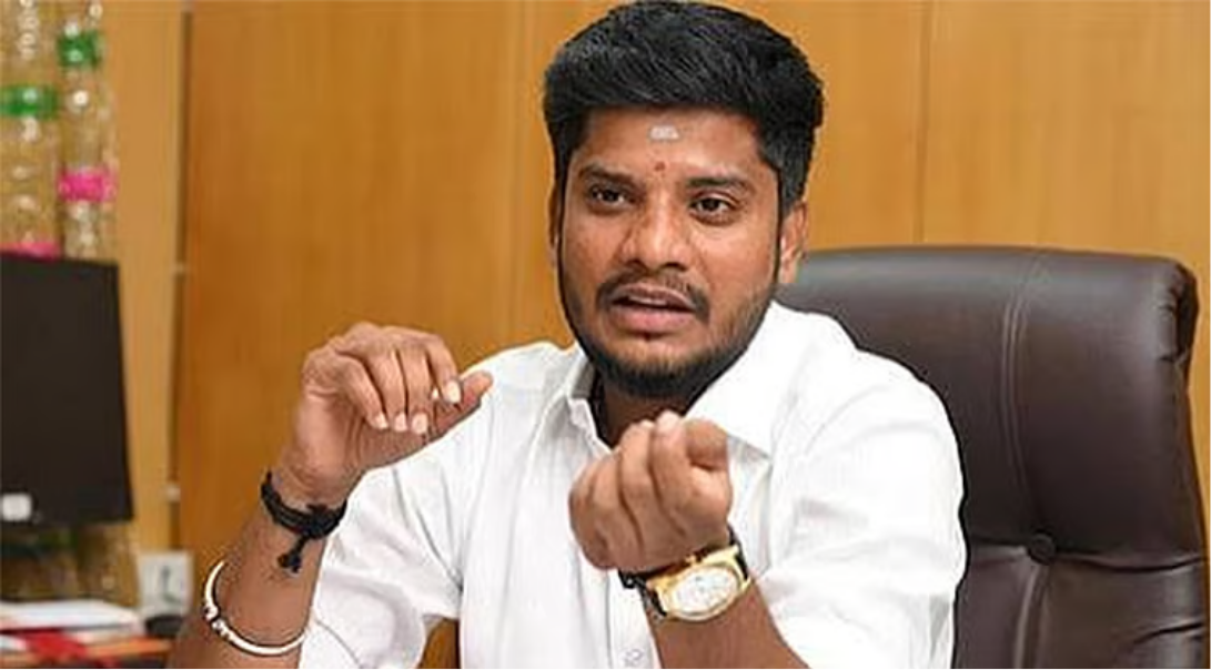 தமிழக கோவில்களில் செல்போன் தடை குறித்து அமைச்சர் ரமேஷ் விளக்கம்