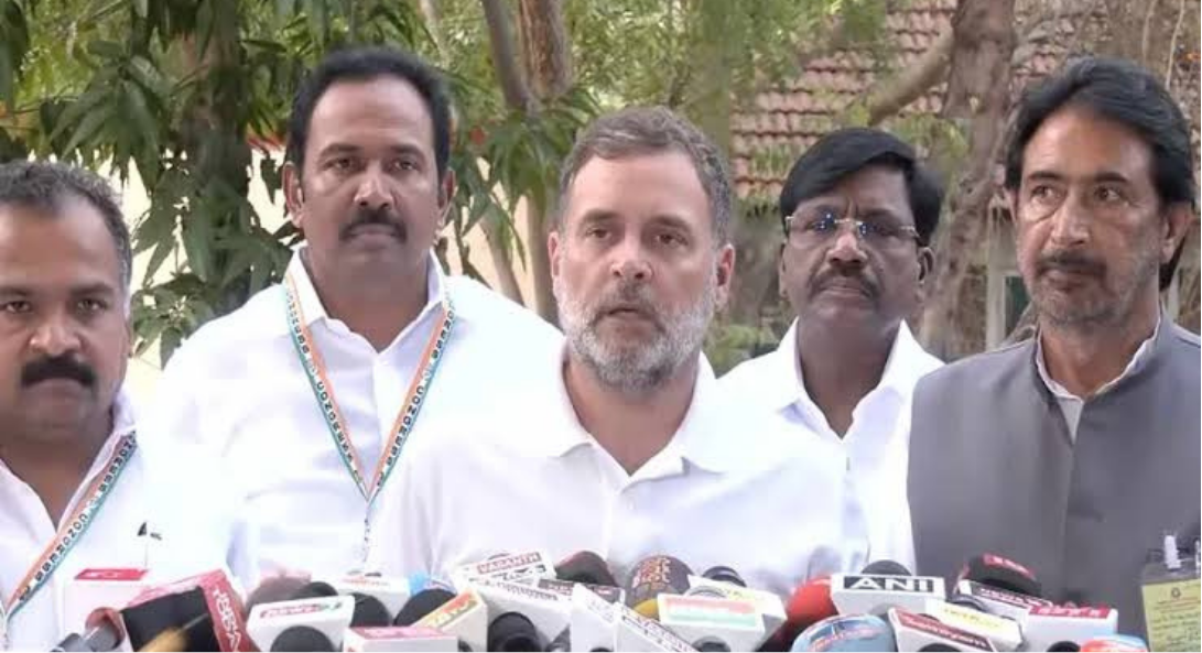 FIR வழக்குகள் குறித்து செய்தியாளர்களிடம் பேசிய காங்கிரஸ் தலைவர் ராகுல் காந்தி