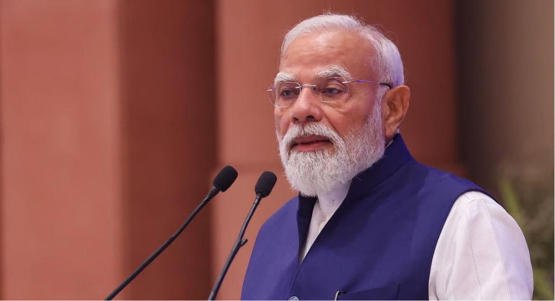 இந்தியா மொபைல் காங்கிரஸ் மாநாட்டில் தொழில்நுட்ப வளர்ச்சி குறித்து உரையாற்றும் பிரதமர் மோடி