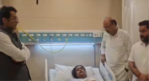 காங்கிரஸ் போராட்டத்தின்போது பெண் நிருபர் காயமடைந்ததாக எழுந்த புகார் தொடர்பாக ராகுல் காந்தியை விமர்சித்த பாஜக தலைவர்கள்.