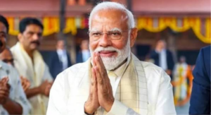 புதுடில்லியில் நடைபெற்ற சின்மயா அம்ரித் மஹோத்சவ் மாநாட்டில் இளைஞர் சக்தி மற்றும் இந்தியாவின் வளர்ச்சி குறித்து உரையாற்றிய பிரதமர் நரேந்திர மோடி.