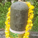 கேரள மாநிலம் போத்தன்கோடு மோகனபுரம் கோயிலில் பிரம்மராட்சசர் சிலை பீடத்தில் ‘ISIS’ எழுத்துகள் காணப்பட்டதாக எழுந்த புகார் தொடர்பான செய்தி.